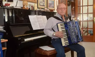 Manso se despide del mítico "Vilaxoán Canta"