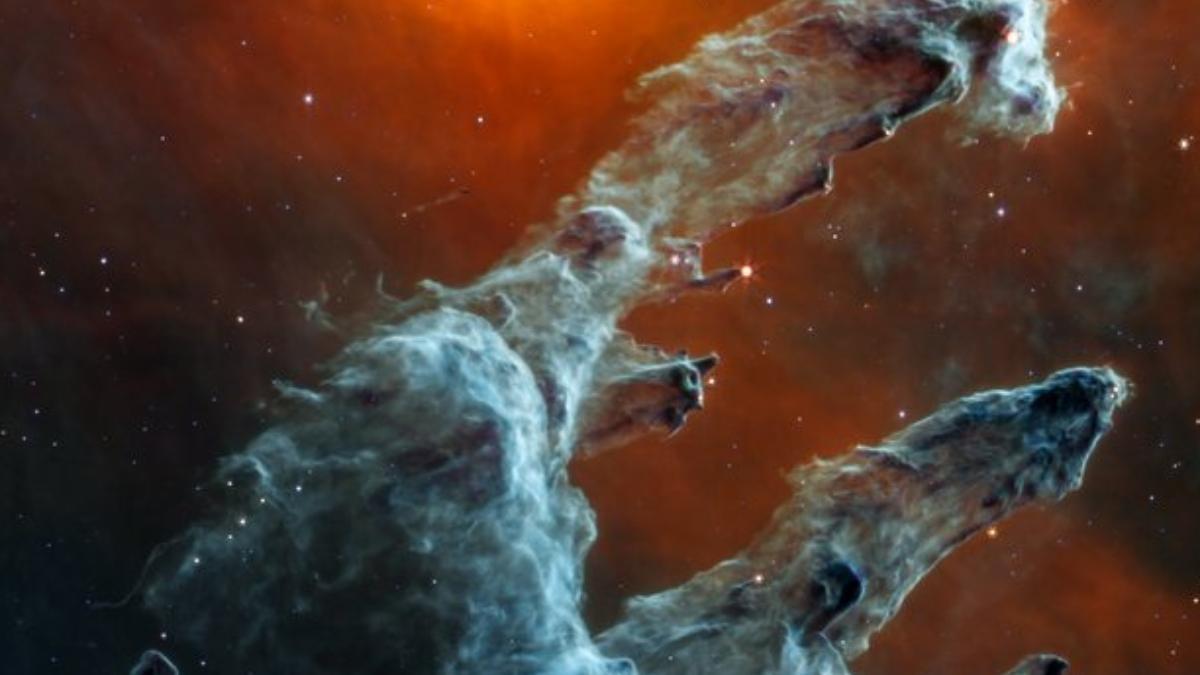 La “inquietante” imagen de Los Pilares de la Creación que ha captado el telescopio James Webb