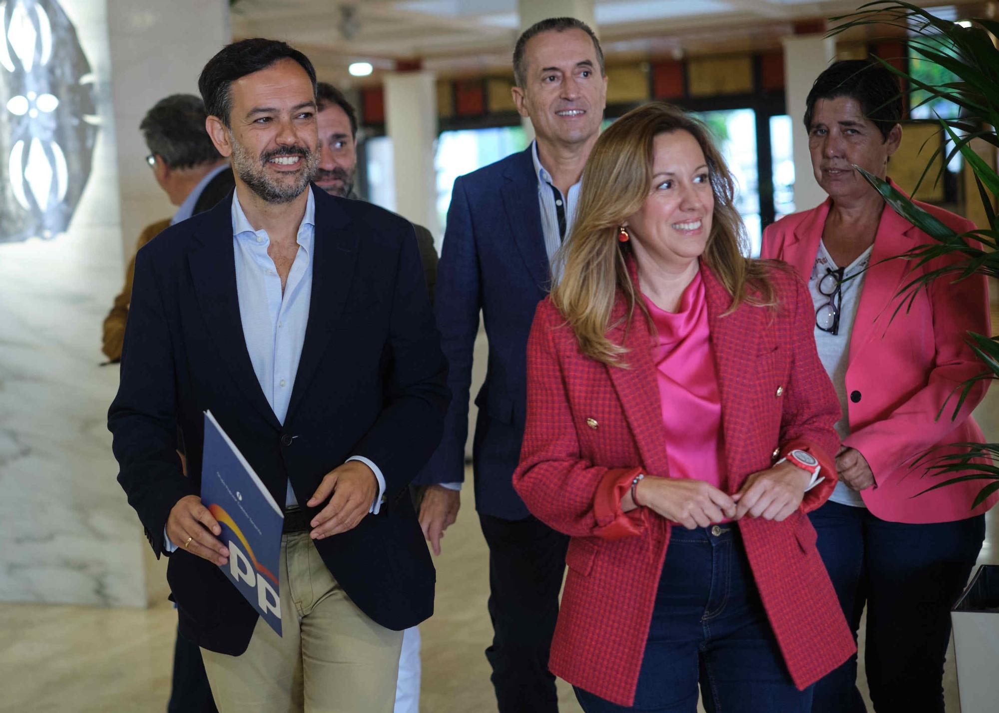 Pacto entre CC y PP en el Cabildo de Tenerife