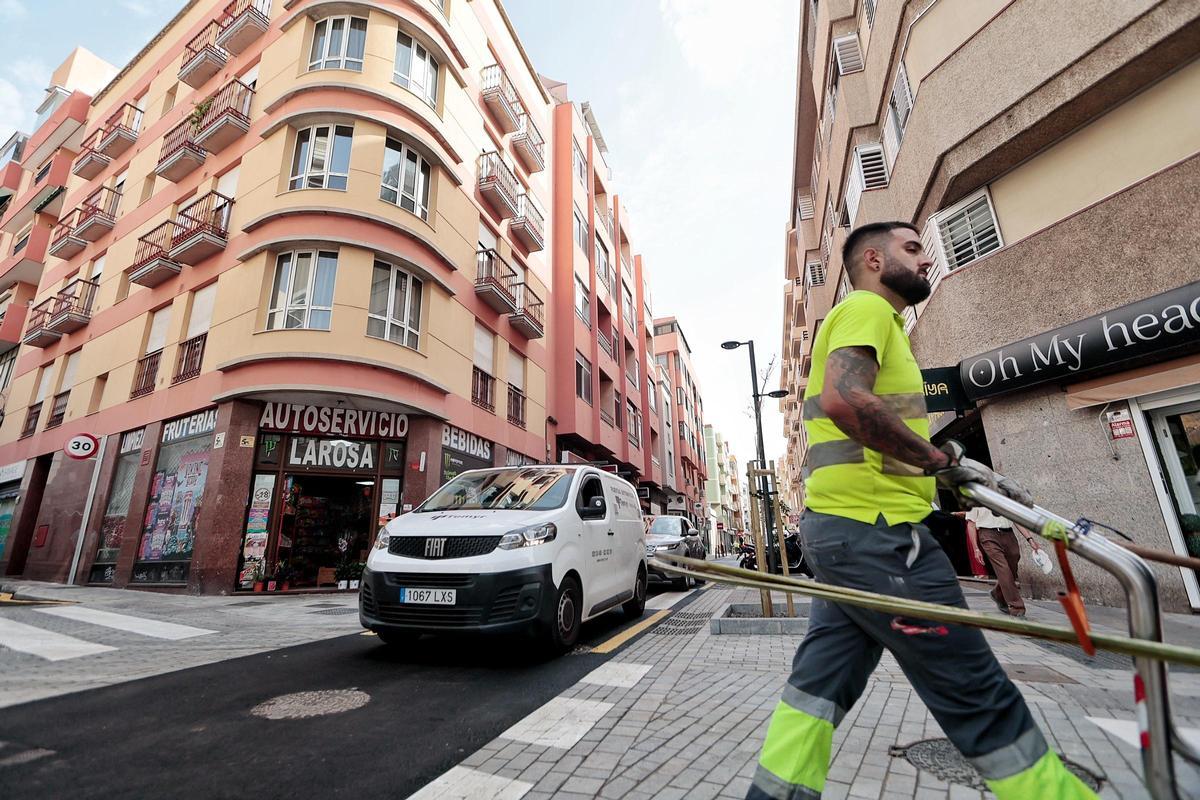 Apertura al tráfico de la calle de La Rosa, Santa Cruz de Tenerife