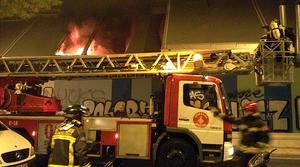 Incendi al mercat provisional del Ninot.