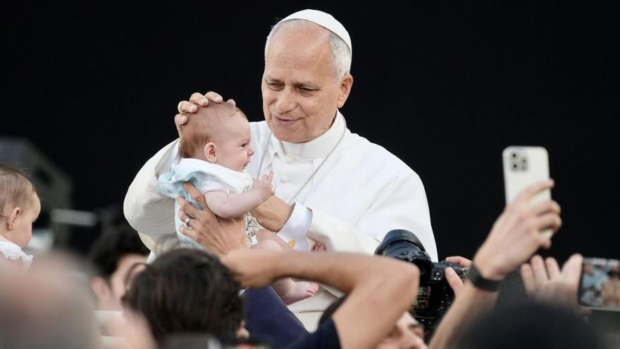 El Papa llama a España a ser "acogedor" con todos 