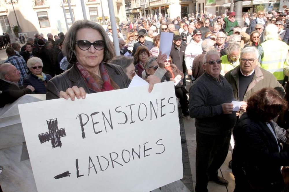 Los jubilados de Cartagena también protestan por la subida del 0,25