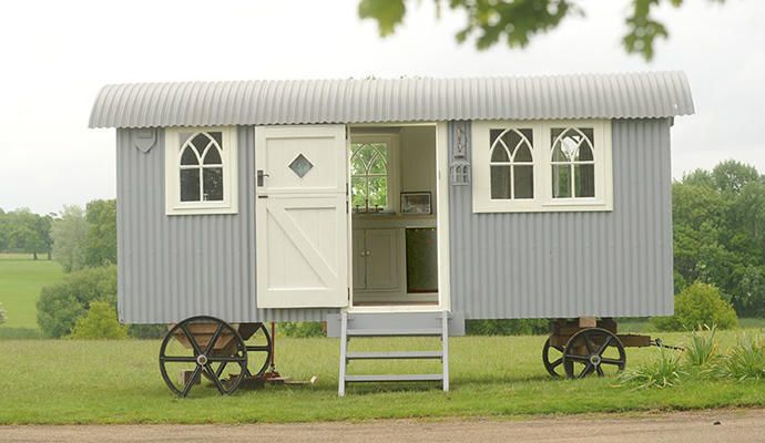 Una cabaña de pastor con ruedas