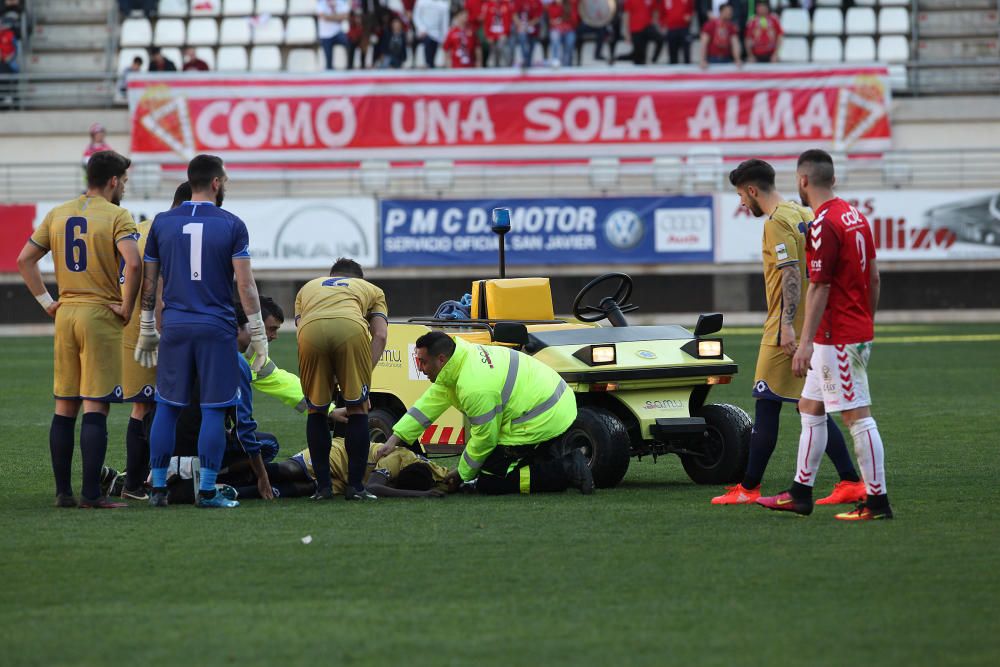 Partido entre el Real Murcia y el Recreativo