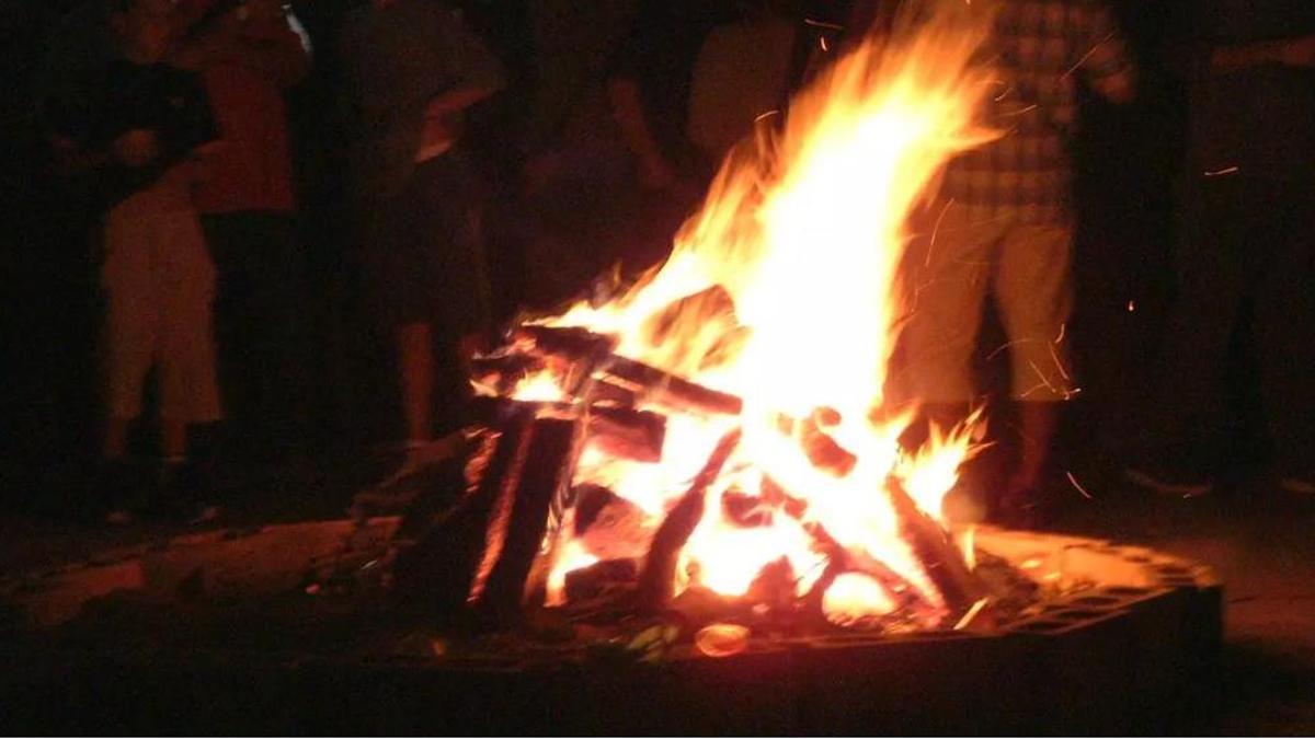 Una foguera de Sant Joan