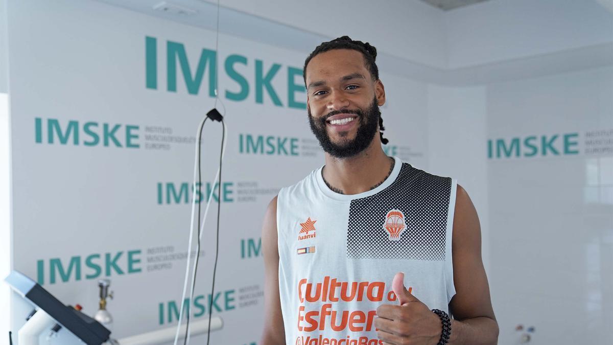 James Webb III será uno de los seis jugadores de la primera plantilla con la que el Valencia Basket arrancará la pretemporada