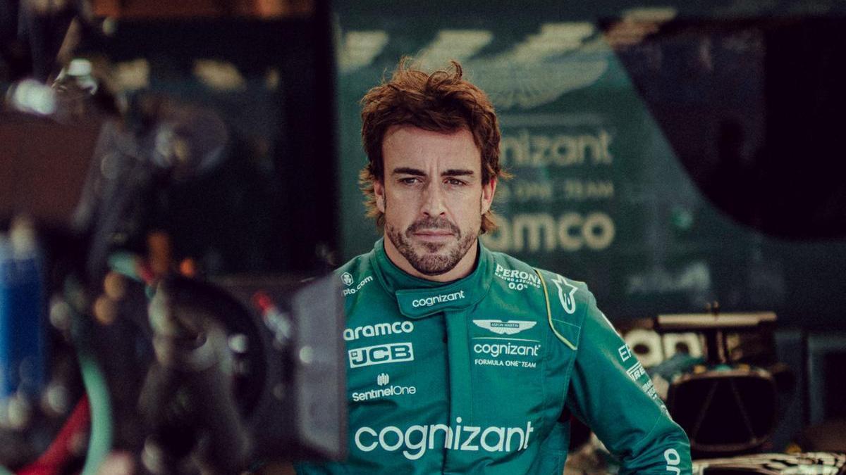Fernando Alonso, antes de saltar a la pista en Sakir.