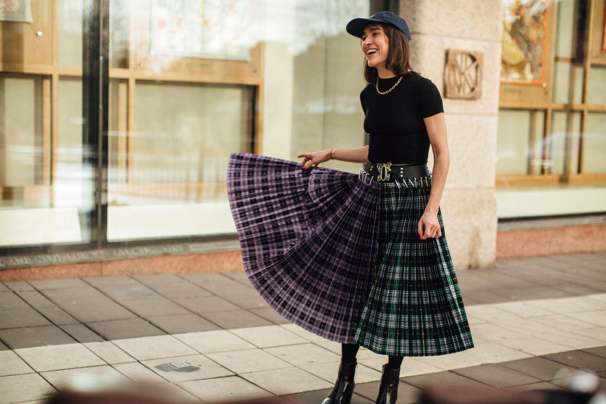 Las faldas con vuelo son tendencia en el 'street style'