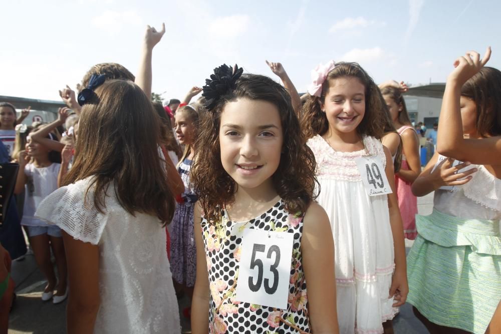 Las candidatas a la Corte de Honor Infantil, en l'Oceanogràfic