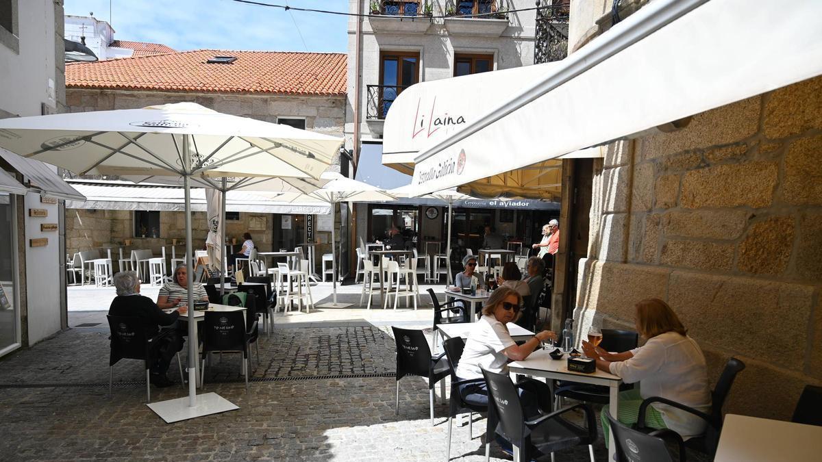 El Concello ha decidido declarar varias calles de Sanxenxo y Portonovo como Zonas de Protección Acústica Especial.