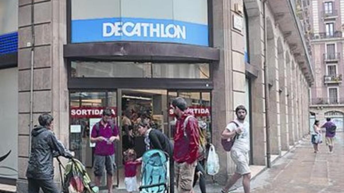 La tienda de Dechatlon de Ciutat Vella, en Barcelona.