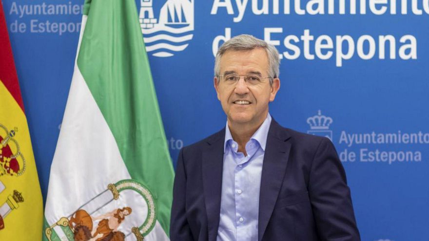 El juez cita al alcalde de Estepona en enero por presunta malversación
