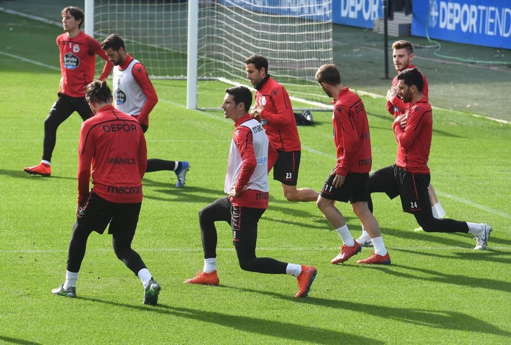 El Dépor entrena en Riazor a puerta cerrada