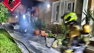 Un incendio acaba con el exterior de un chalé de Benidorm sin causar heridos