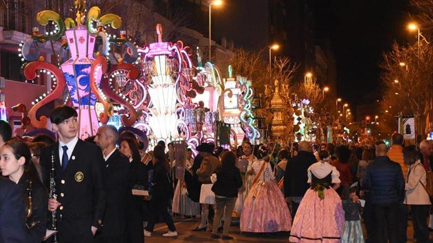 Las gaiatas iluminan Castelló