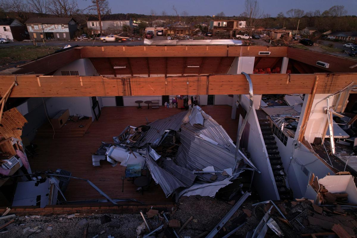 La oleada de tornados en Estados Unidos deja al menos 29 muertos