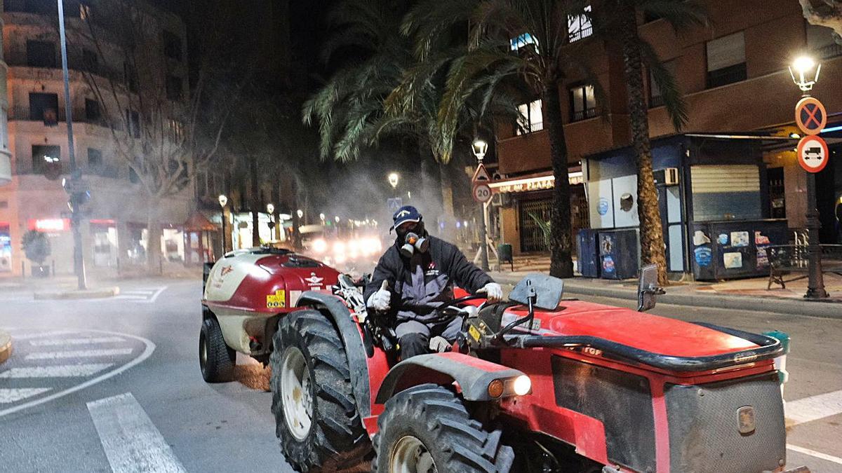 Benidorm retomará la desinfección gratuita de edificios privados a partir de este lunes.