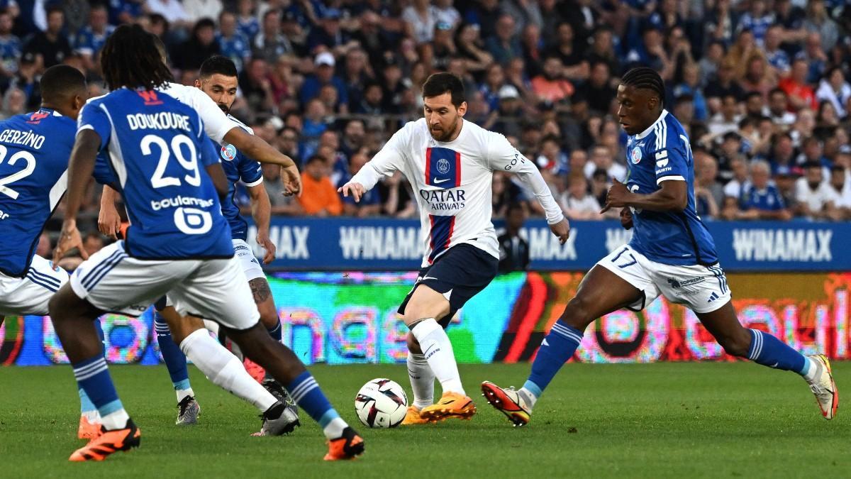 Messi en el partido ante el Estrasburgo