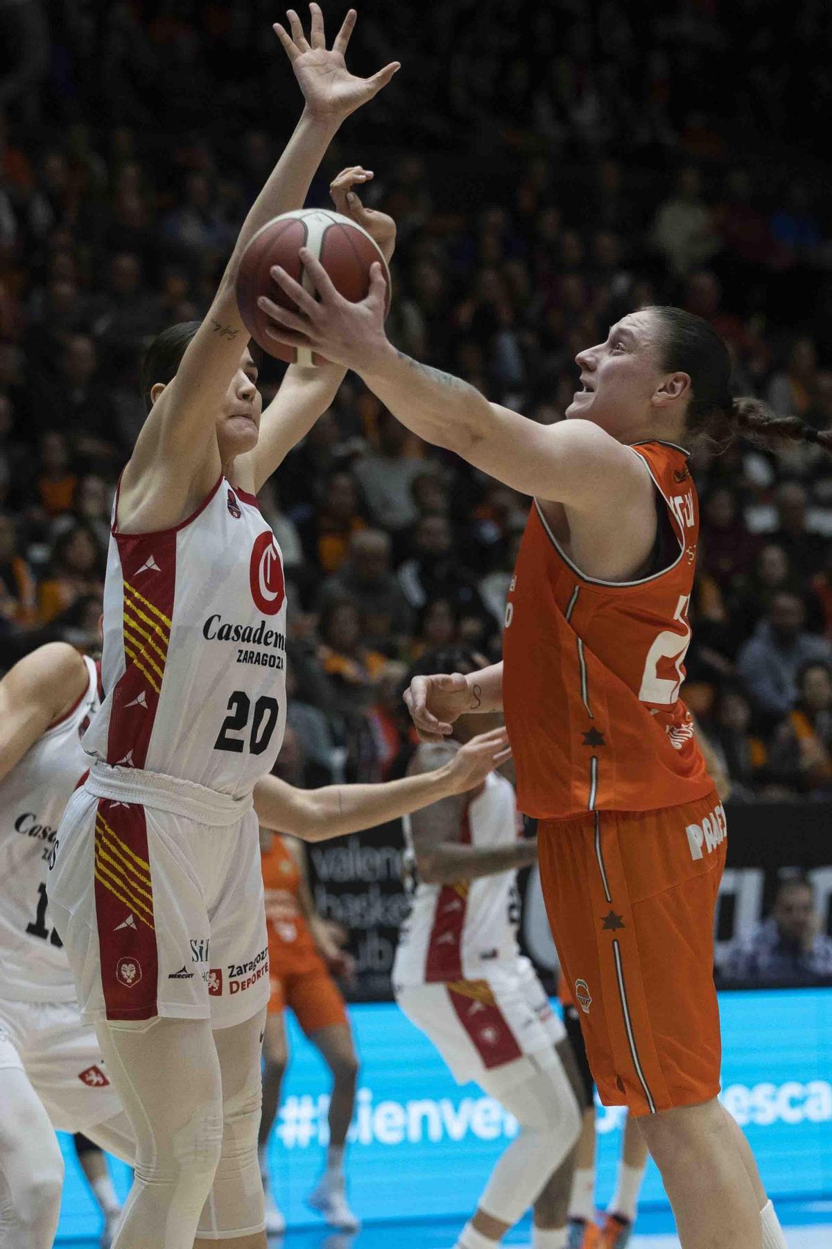 Partido Valencia Basket- Casademont Zaragoza