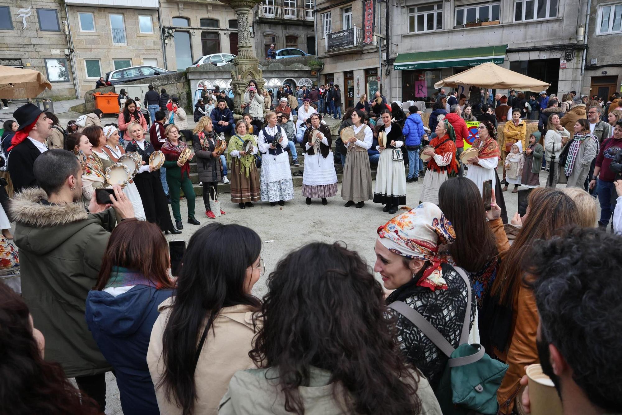 Vigo sale a la calle para 'expulsar' a los franceses: las mejores imágenes de la Reconquista