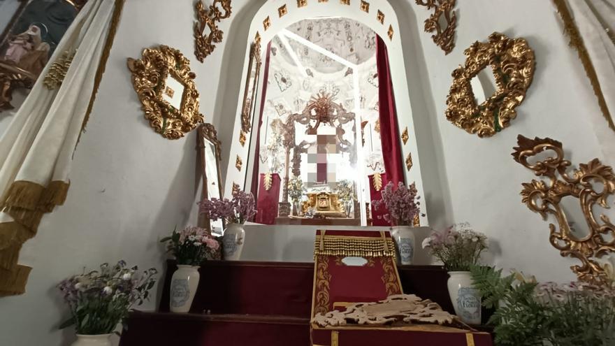 Acto vandálico en el Santuario de Nuestra Señora de Flores de Álora: roban el Niño Jesús y el manto de la Virgen