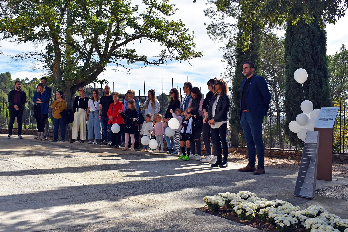 Inauguració a Súria de l'espai de record als nadons morts