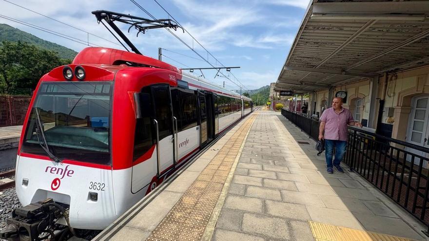 Renfe destina a la línea Gijón-Laviana sus trenes más fiables para evitar las averías