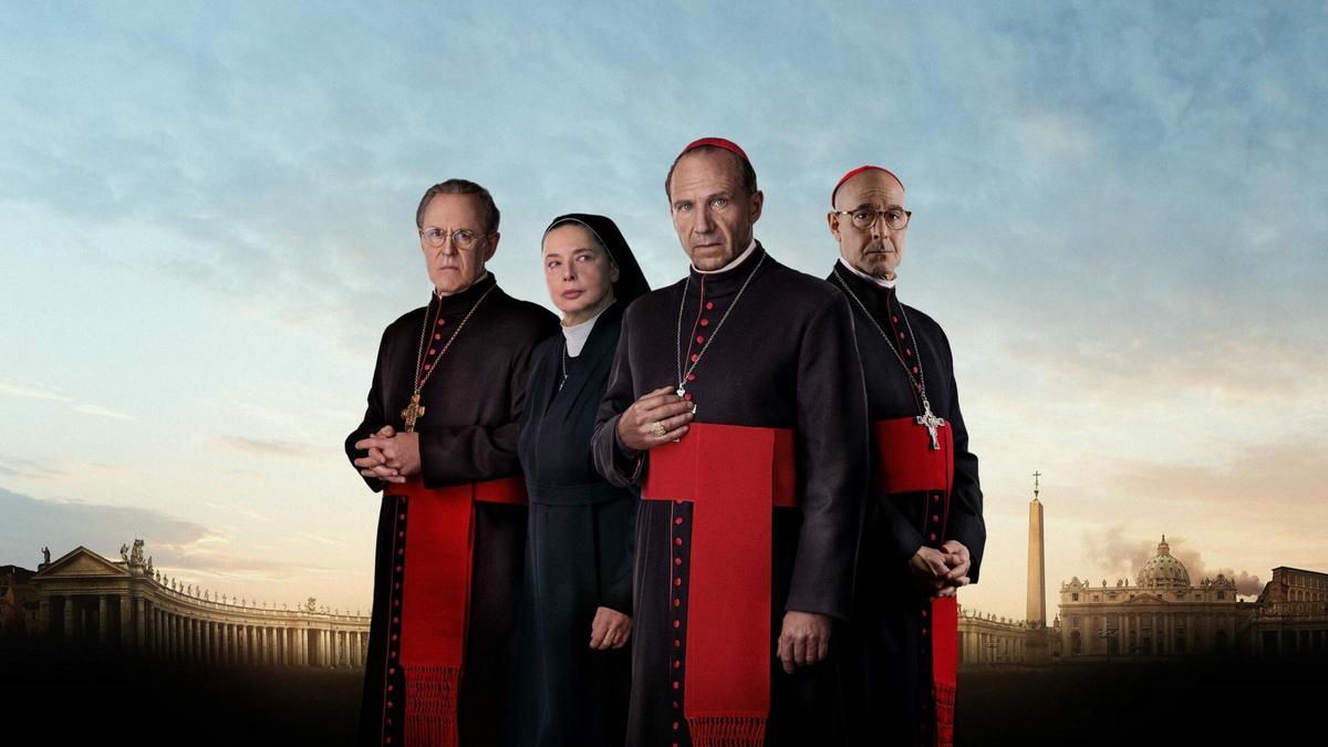 Imagen de la película 'Cónclave', con Ralph Fiennes.