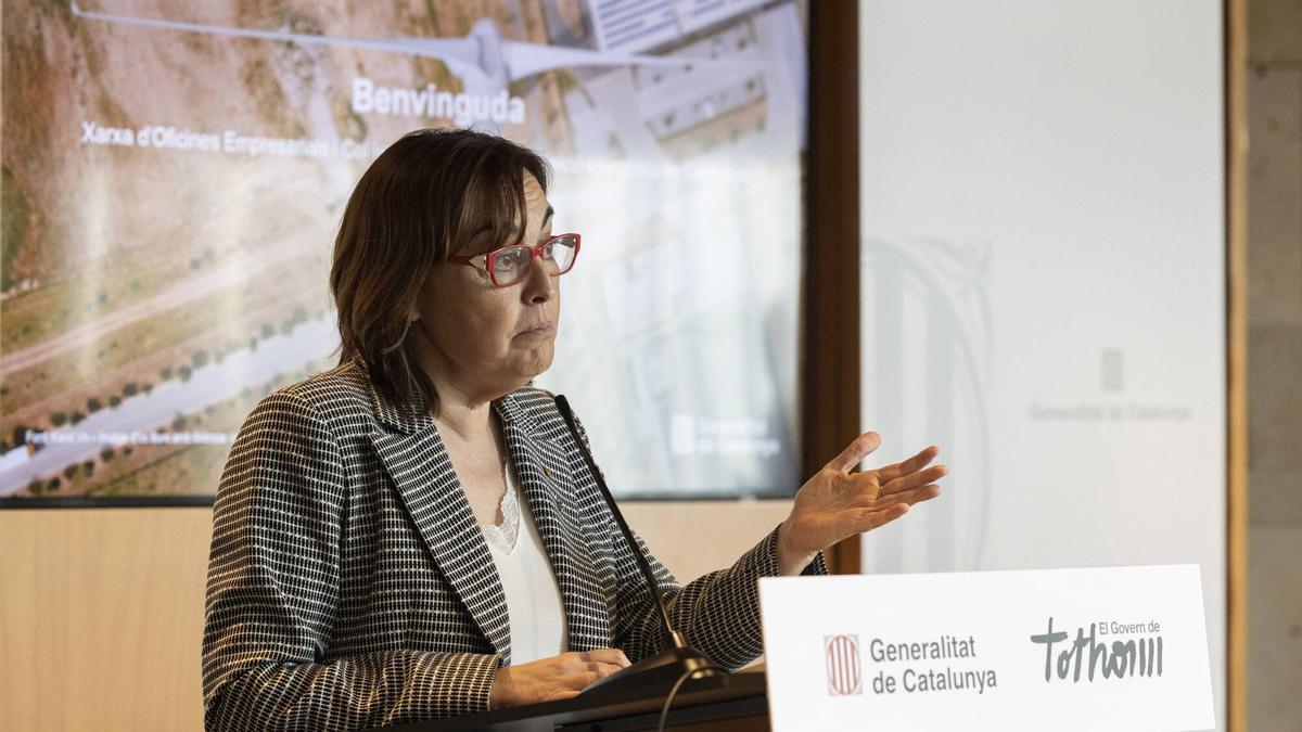 La consellera Paneque presenta las oficinas empresariales de transición energética.