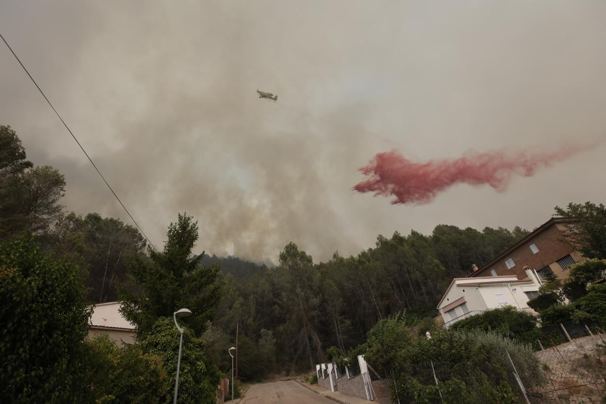 El incendio en El Pont de Vilomara, en imágenes