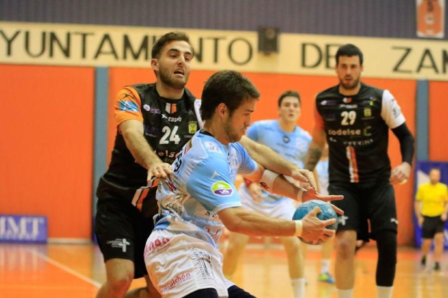 Balonmano Zamora: MMT Seguros - BM Torrelavega