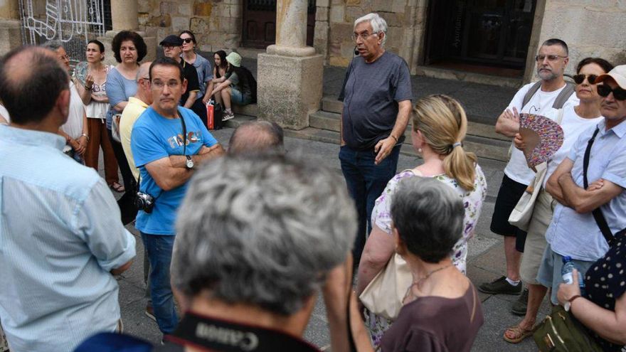 Participantes en la ruta de Ramón Álvarez
