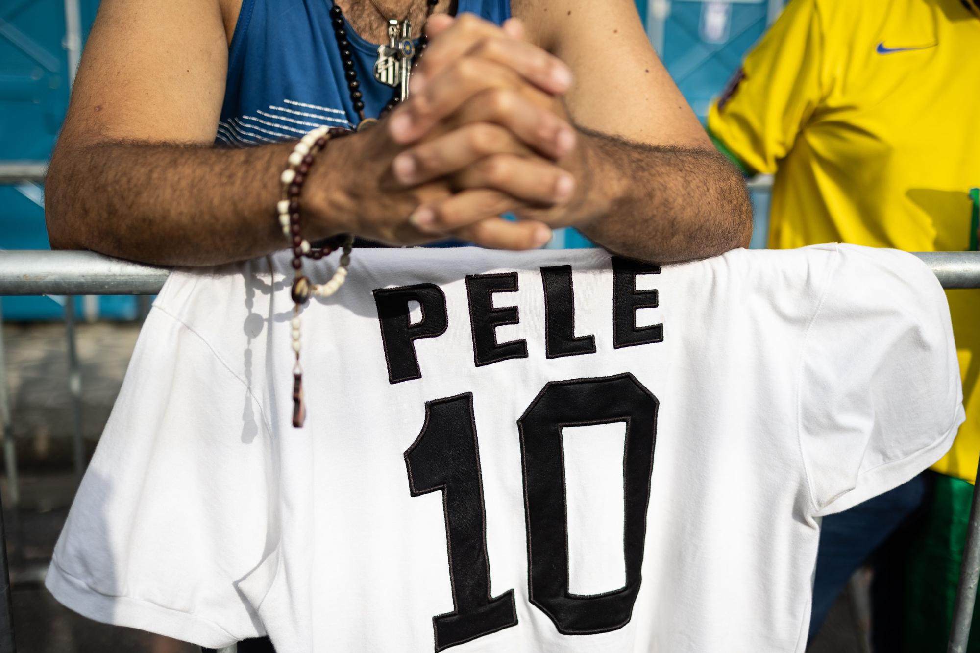 Ultimo adiós a Pelé en el estadio Vila Belmiro de Santos