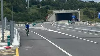 Augmenten els ciclistes que circulen per l'AP-7 a Girona des de la supressió dels peatges