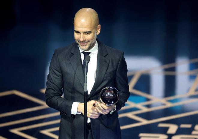 Gala Premios The Best FIFA 2023. Las mejores imágenes de los ganadores. Pep Guardiola