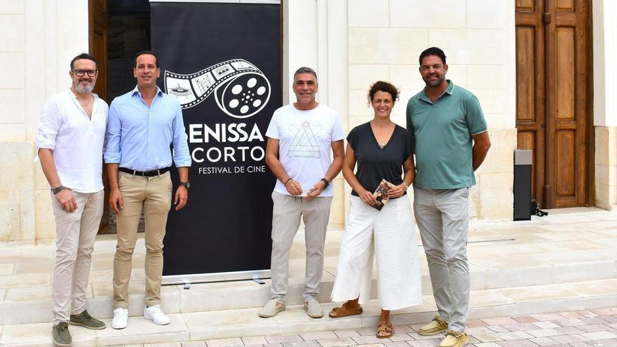 Benissa en Corto transforma la nueva plaza del Ayuntamiento en un escenario de película