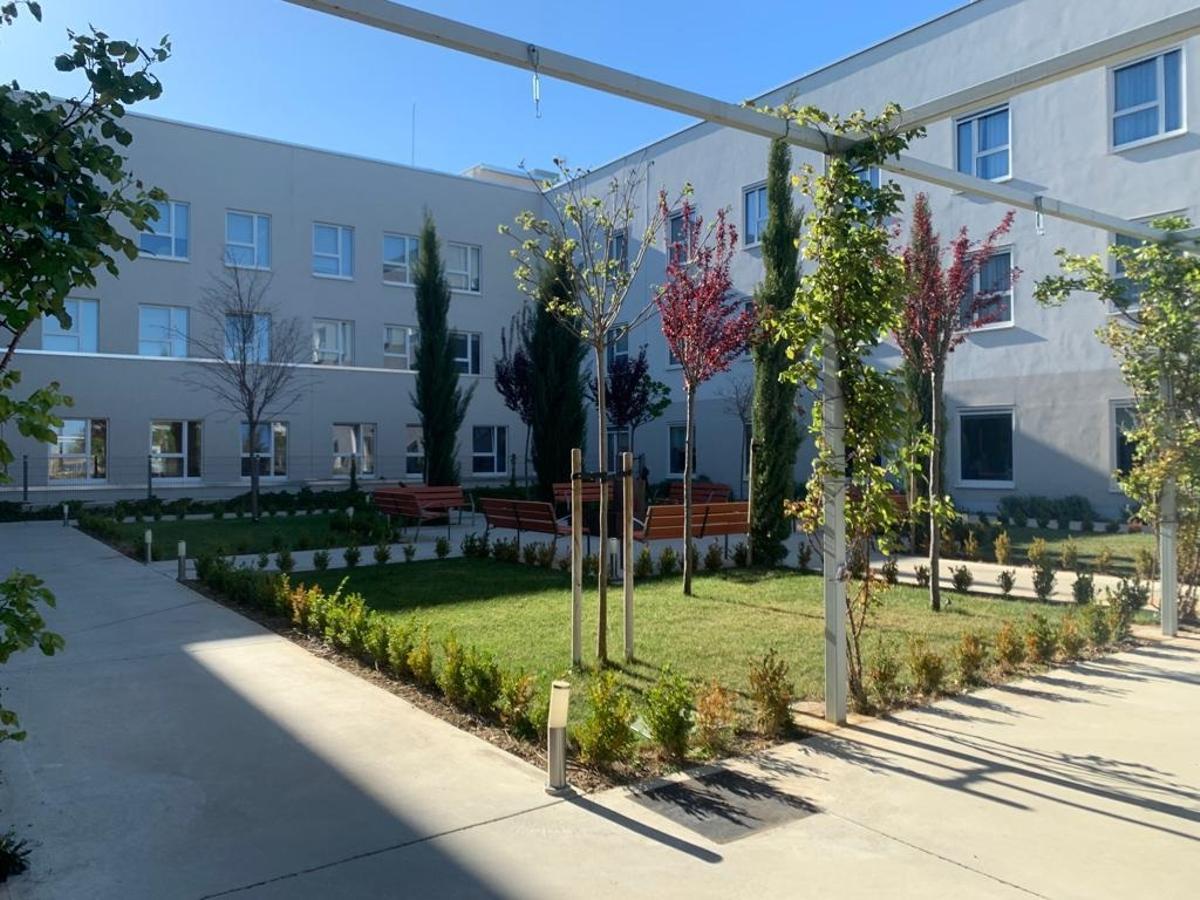 Las residencias de mayores son espacios abiertos a la comunidad donde los residentes disfrutan de una vida plena.