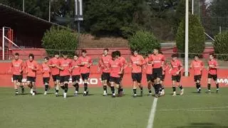 Mareo sale al rescate frente a las bajas: los jugadores del filial que se suman al primer equipo del Sporting