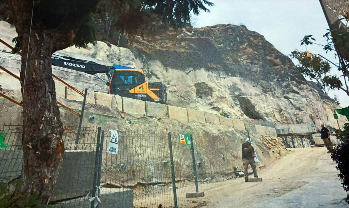 Aspecto de las obras en la calle Torre de San Telmo, el pasado noviembre.