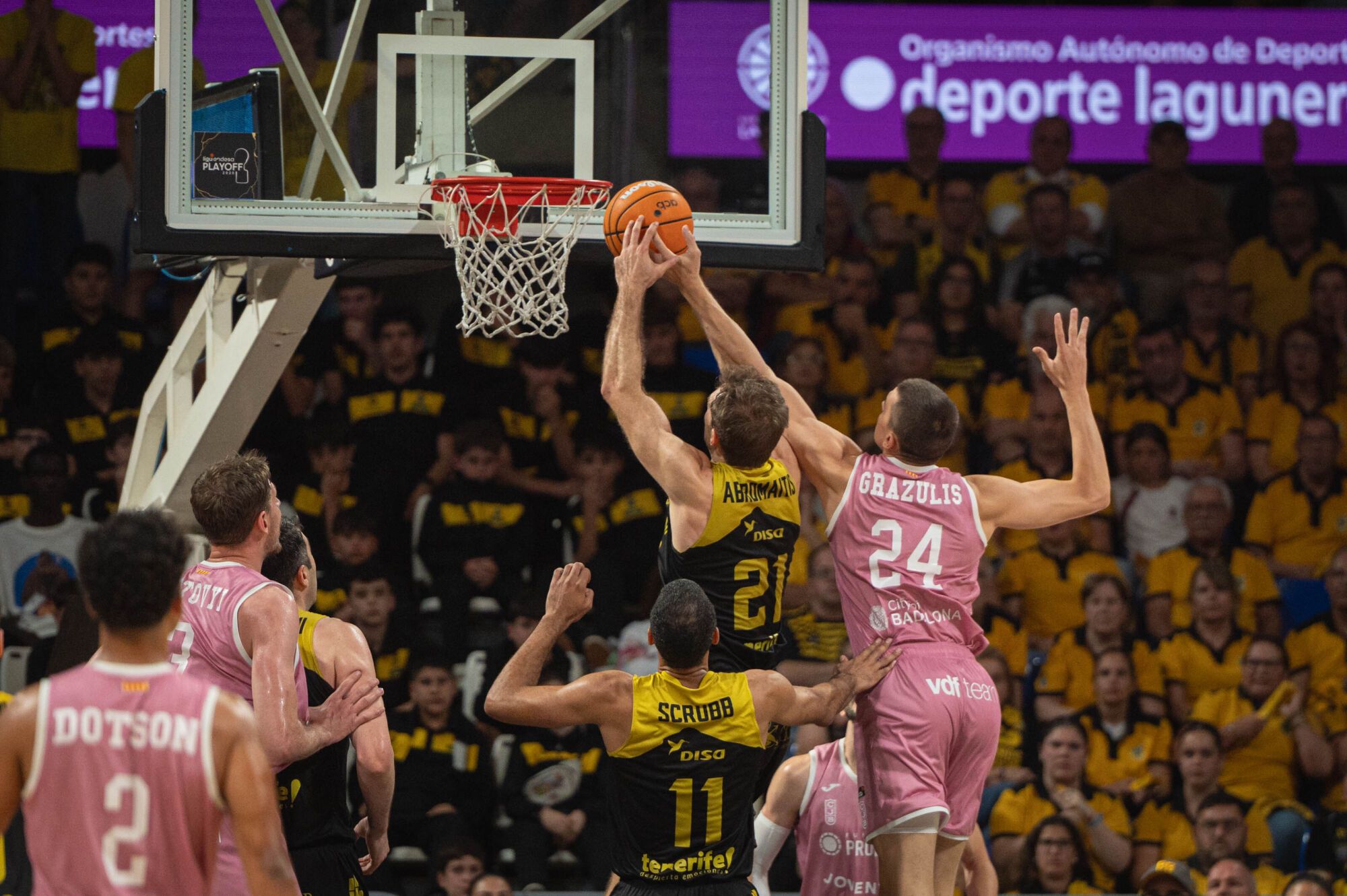 Partido La Laguna Tenerife CB Canarias - Joventut Badalona Inicio de playoff de Liga Endesa Quedarse hasta el fina porque en caso de derrota podría ser el último partido en casa esta temporada  | 02/06/2025 | Fotógrafo: Rafael Arturo Jiménez Rivero
