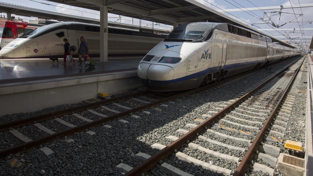 El objetivo es poder viajar entre Alicante y València en 55 minutos en 2024