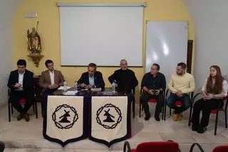 La joven directiva del Vía Crucis de Zamora se presenta ante la asamblea