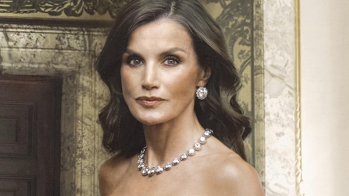 Esto es lo que esconden las joyas de Letizia en el retrato de Annie Leibovitz