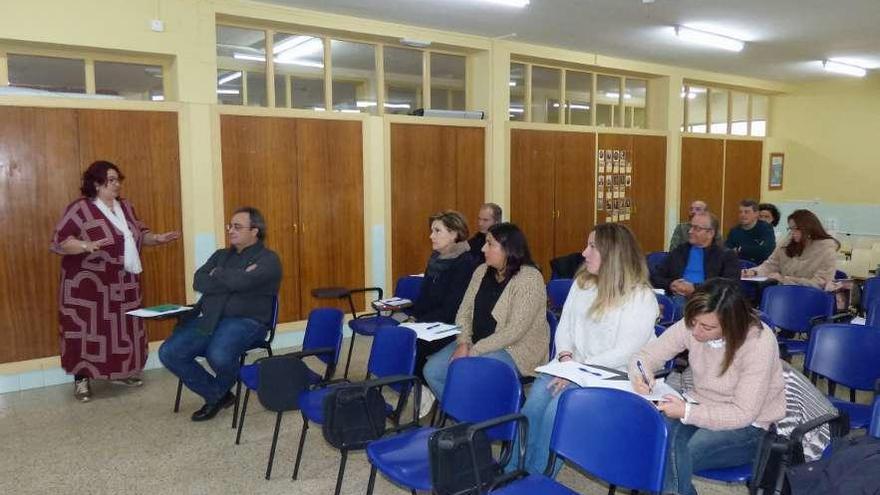 Sonia de la Paz Fernández, durante su ponencia ayer en Navelgas.