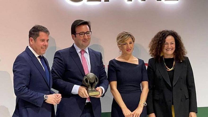 El canario Jorge Hodgson se proclama ganador en los Premios Cepyme