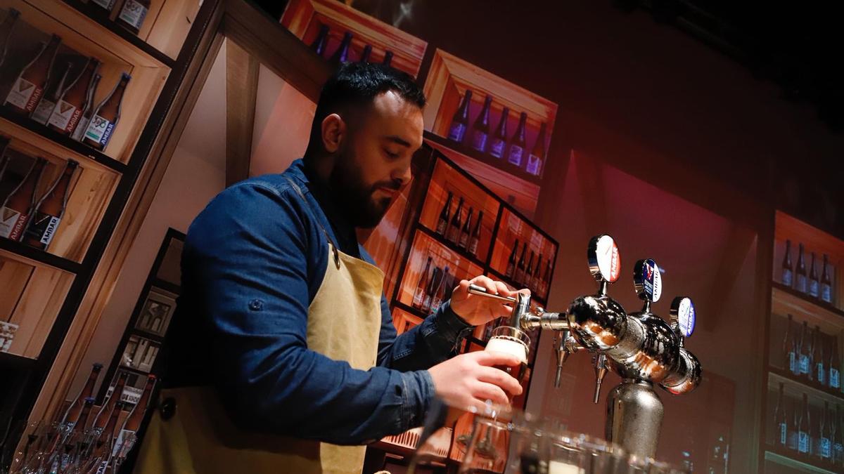 Víctor González, cameón del IX campeonato de