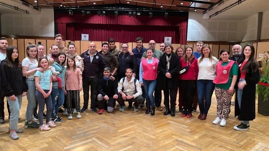 Se habilitó un centro de congresos en Béziers para que pudieran hacer noche en su regreso a España.