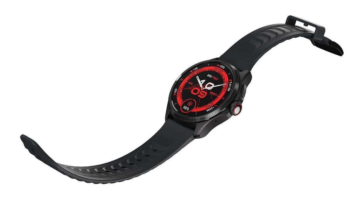 Bu TicWatch Pro 5 Enduro, GPS'li ve 45 günlük pil ömrüne sahip bir saat