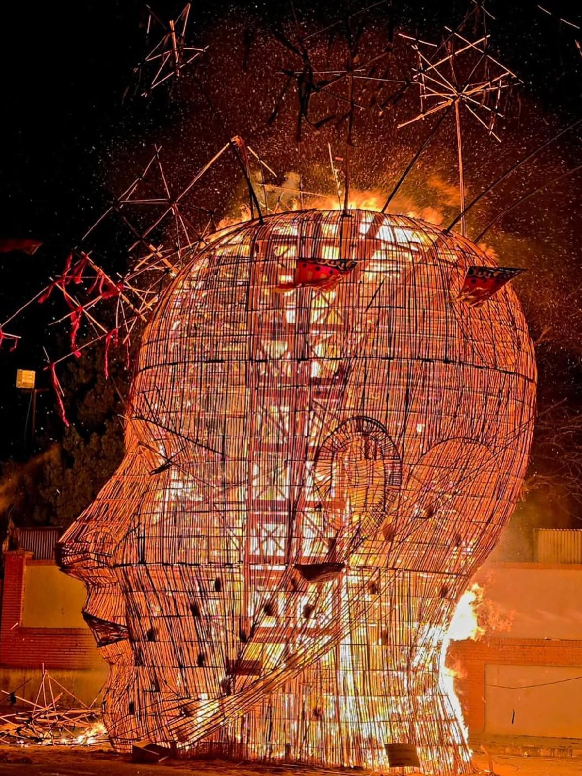 Otra imagen de la "cremà"